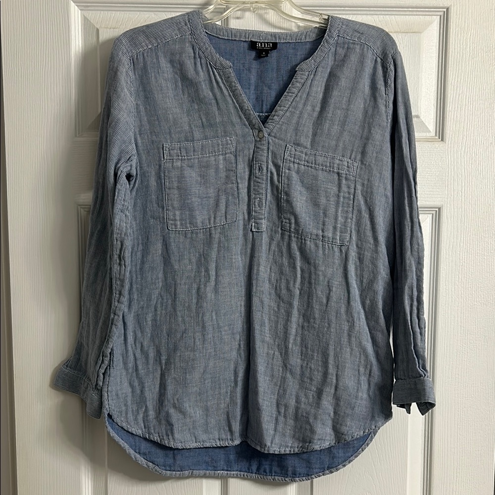 A..N.A Blue pinstripe Chambray 3 Button Shirt 3/4 length sleeves